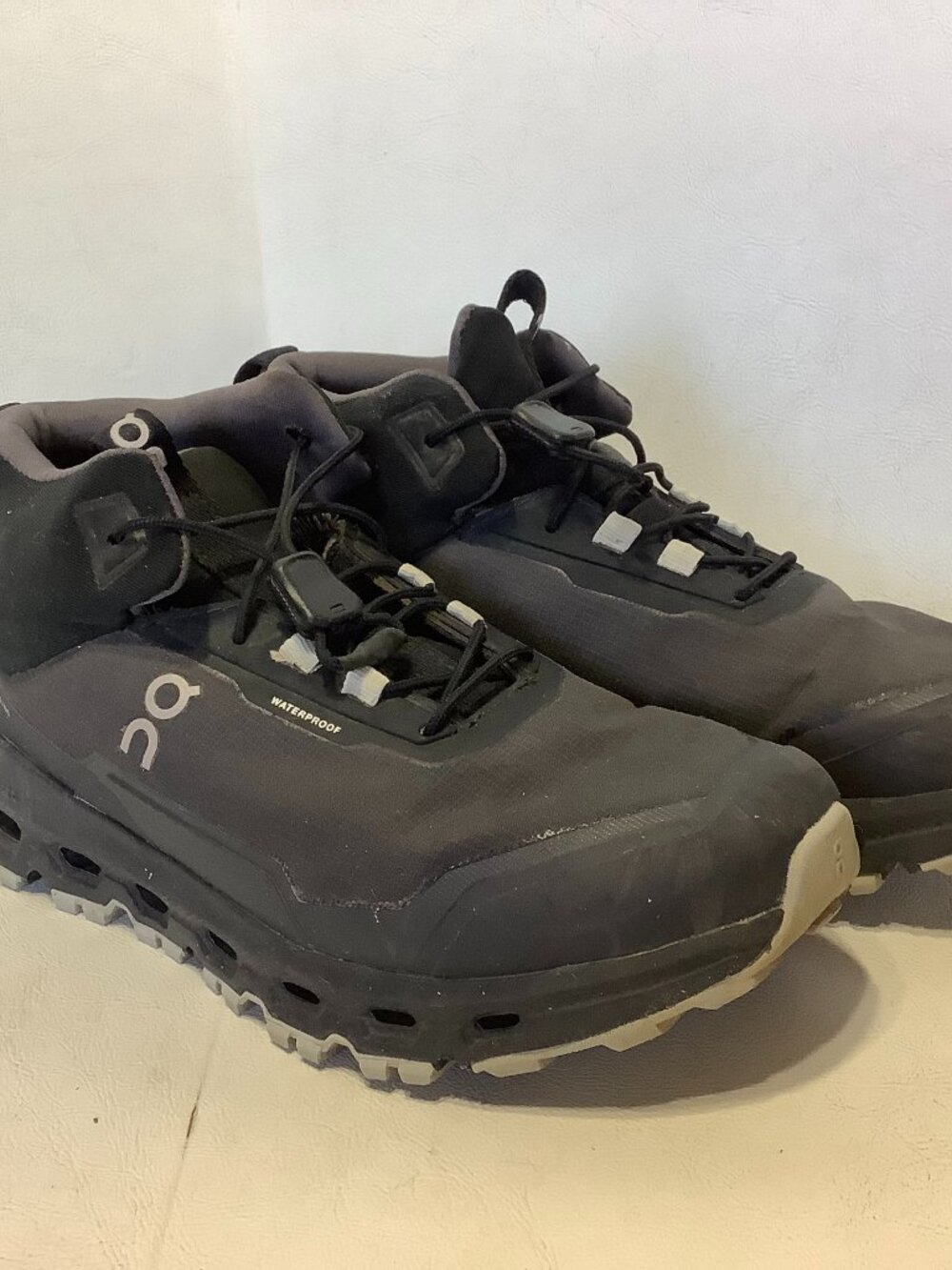 On Cloud Cloud Hero Mid Youth Size 3.5